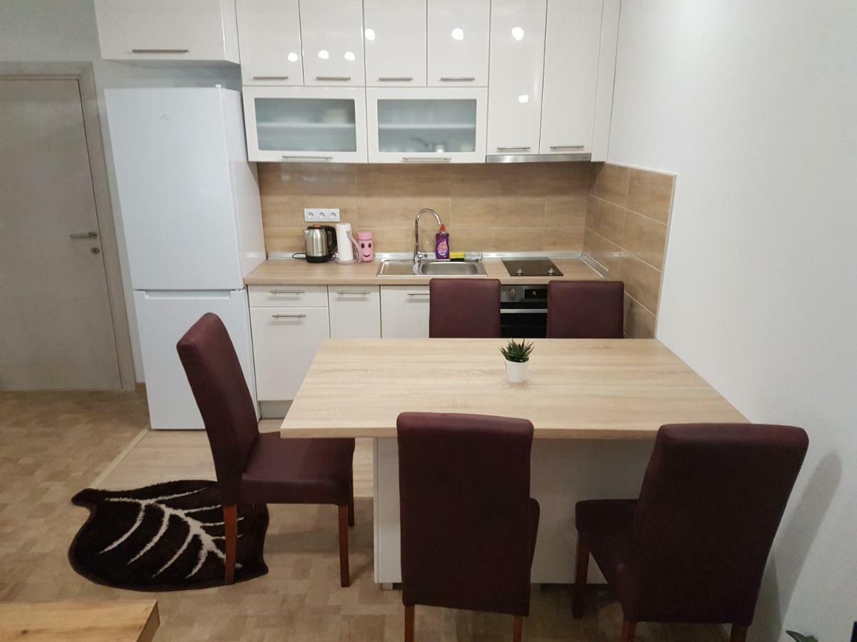 Apartment Centar Lux Banja Luka Kültér fotó